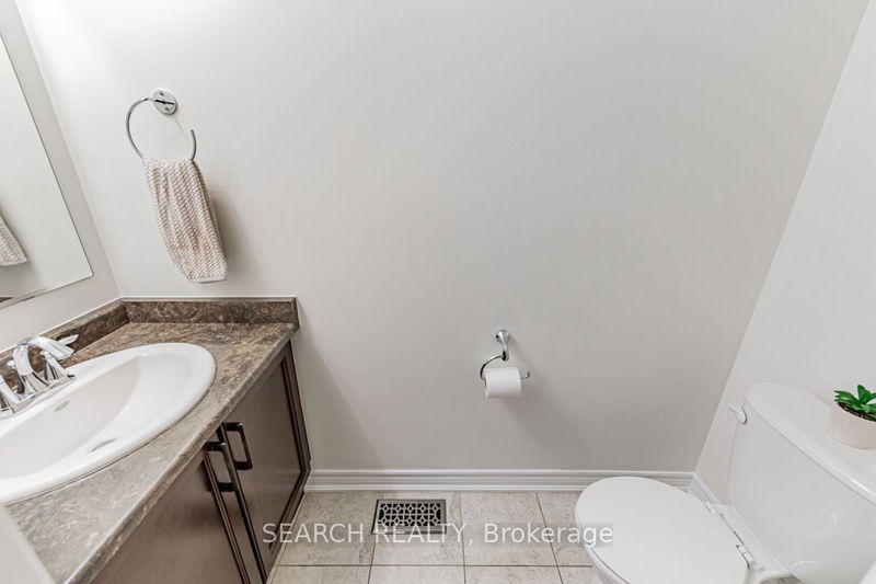 14 Fred Cooper Way  Georgina, L0E 1R0 | Image 16