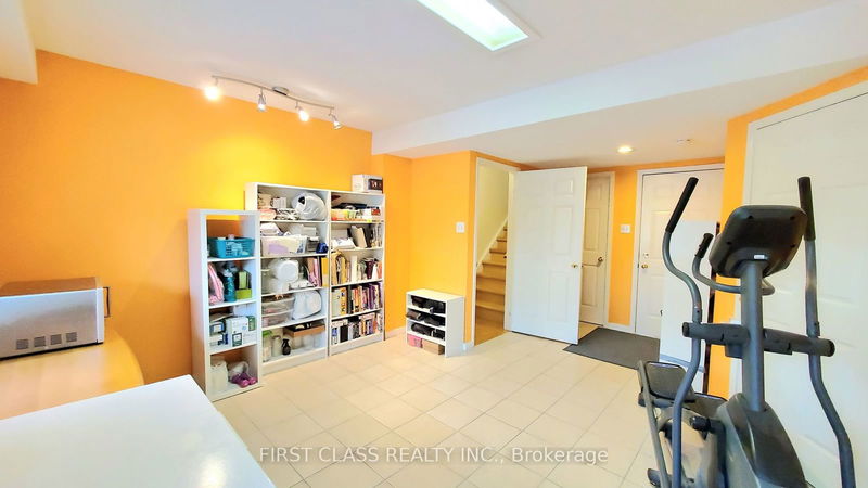 34 Charlotte Angliss Rd  Markham, L3P 7W6 | Image 31