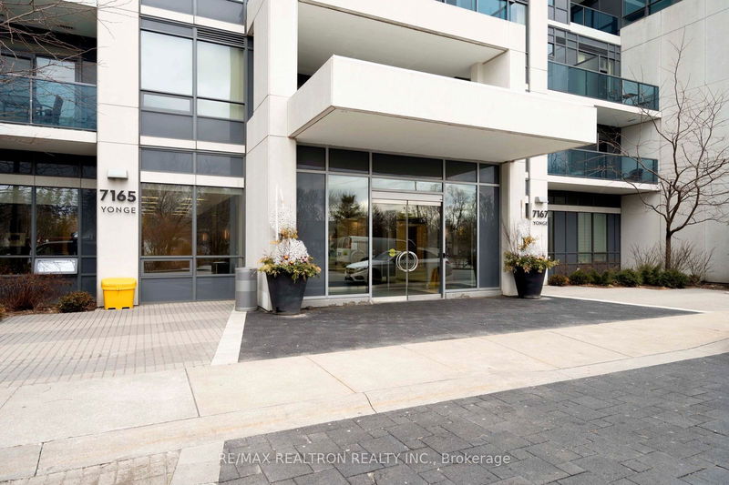  212 - 7165 Yonge St  Markham, L3T 0C9 | Image 3