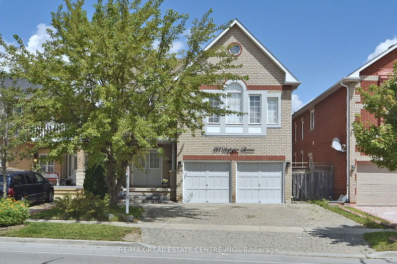 384 Highglen Ave  Markham, L3S 4J3 | Image 1