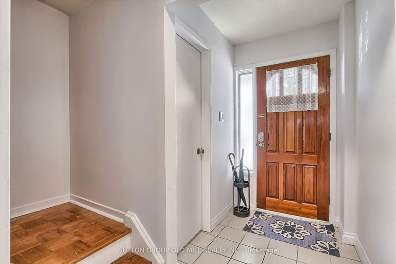  45 - 11 Plaisance Rd  Richmond Hill, L4C 5H1 | Image 3