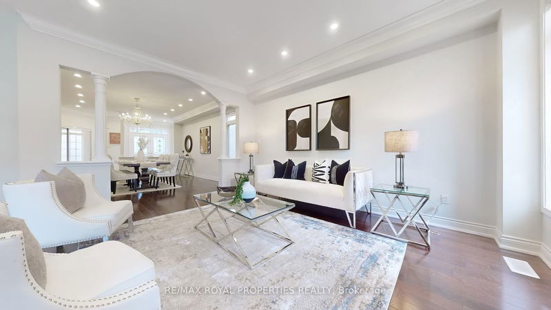 7 Sun Valley Dr  Richmond Hill, L4S 2E3 | Image 16