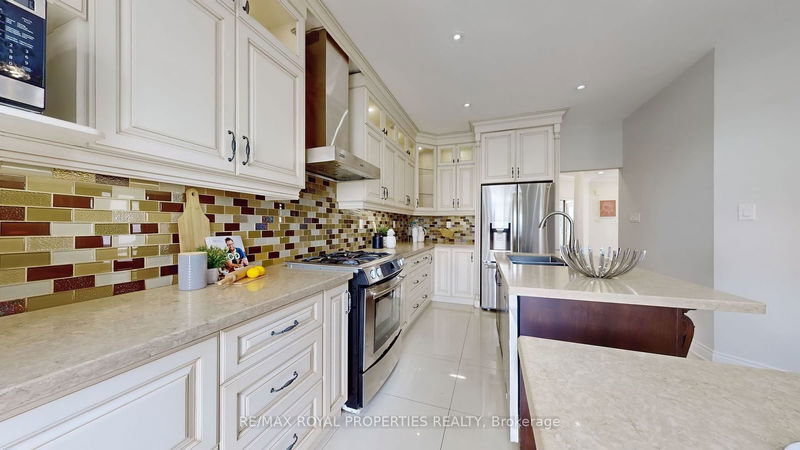 7 Sun Valley Dr  Richmond Hill, L4S 2E3 | Image 23