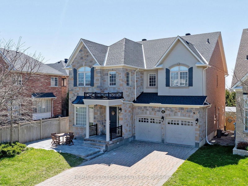 6 Dietzman Crt  Richmond Hill, L4E 4X6 | Image 2