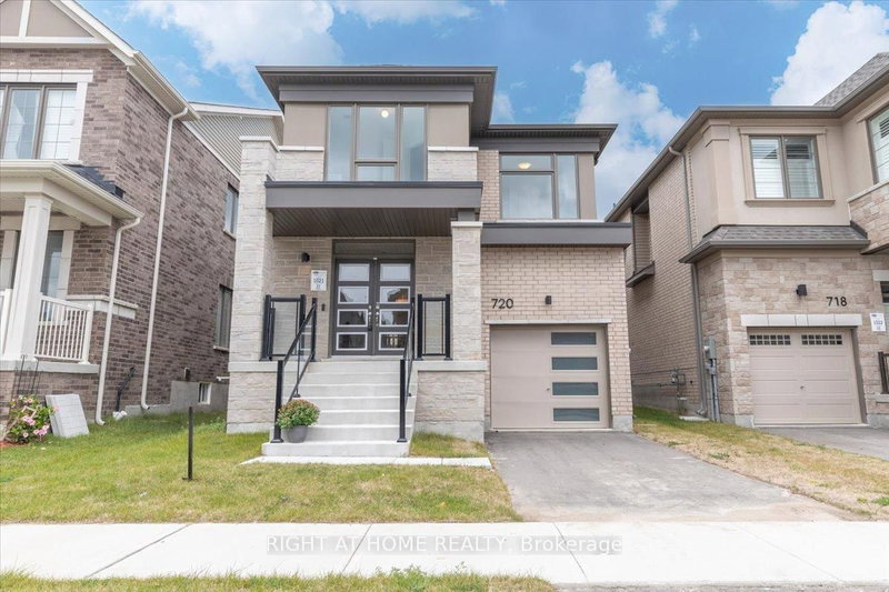 720 Mika St, Innisfil, L9S 2J6 | Image 2