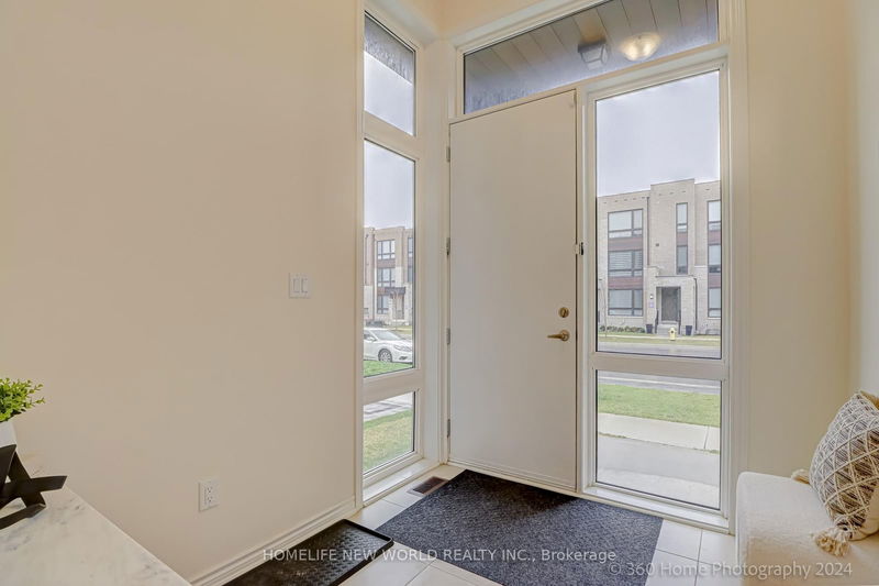 50 Lord Melborne St  Markham, L6C 0Z6 | Image 7