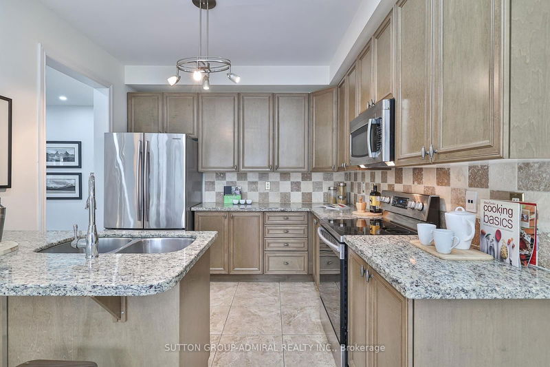 27 Asner Ave  Vaughan, L6A 0W6 | Image 9