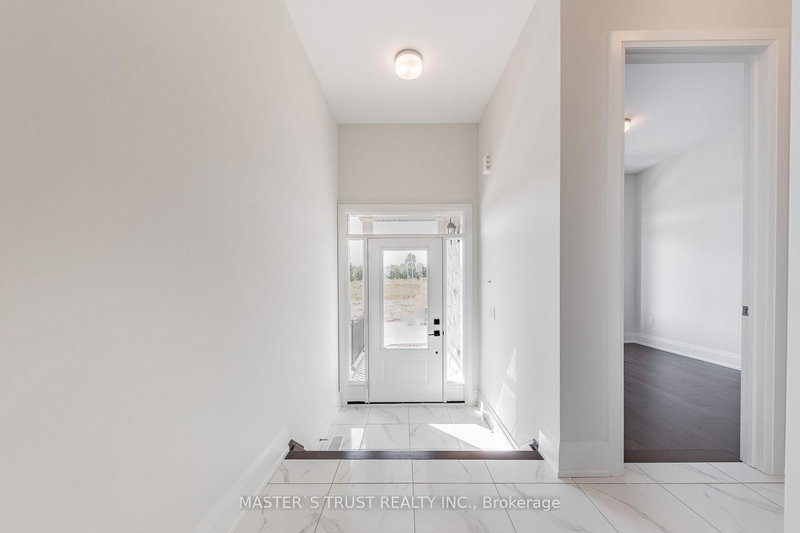 15 Backhouse Dr, Richmond Hill, L4E 1M8 | Image 2