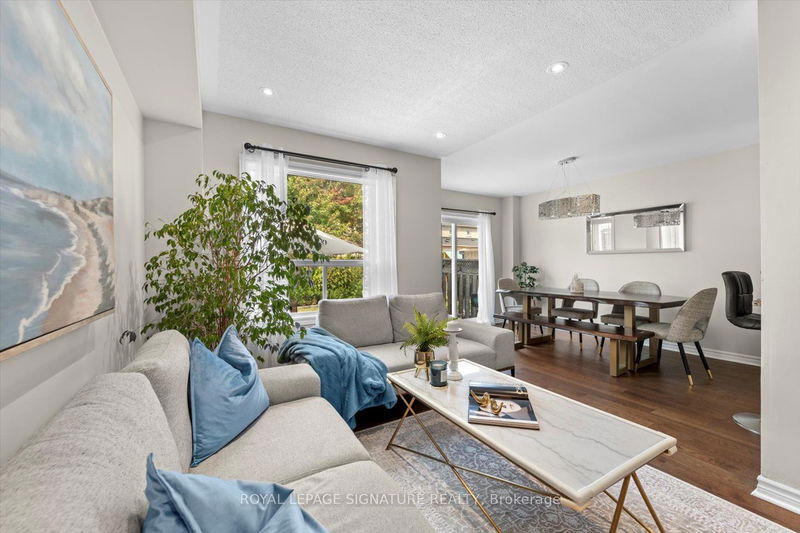 70 Silverdart Cres  Richmond Hill, L4E 3T8 | Image 6