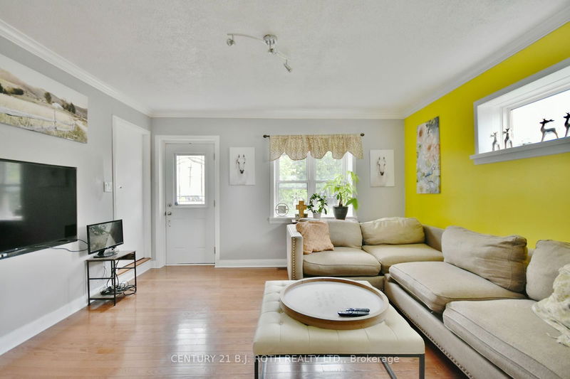 home for sale on 1231 10th Line