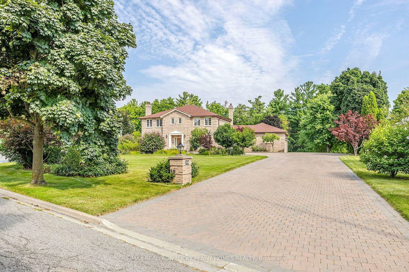 30 Country Estates Dr  Markham, L6C 1A4 | Image 1