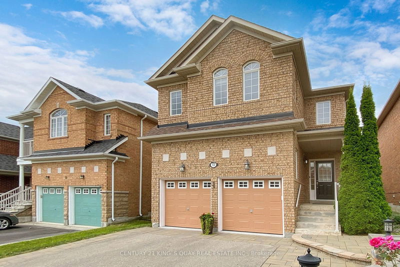 12 Maffey Cres  Richmond Hill, L4S 0A9 | Image 1