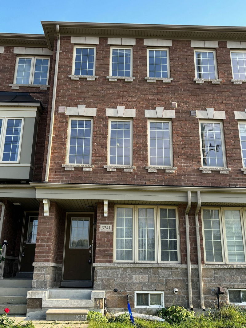 home for lease on 5241 Major Mackenzie Drive E