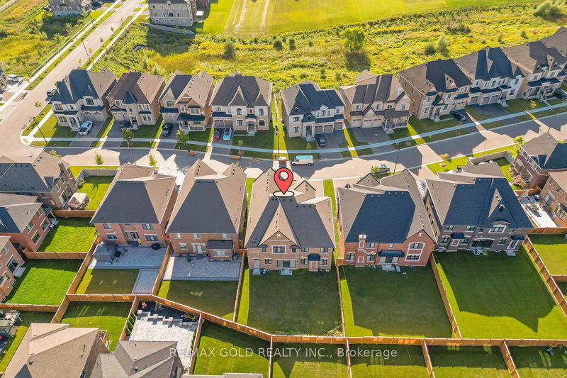 105 First Nations Tr, Vaughan, L4H 4V9 | Image 3