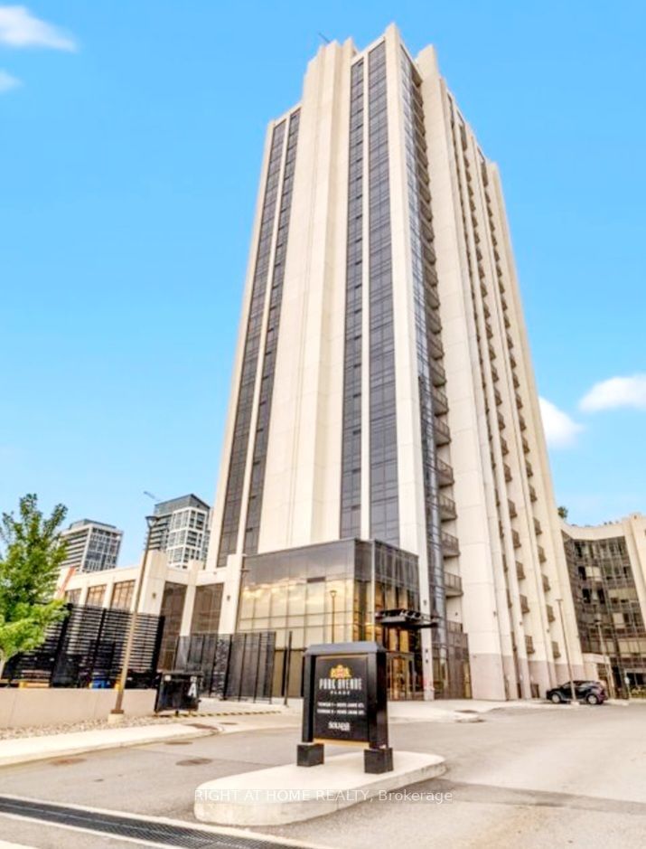 home for lease on 908-9075 Jane St Street