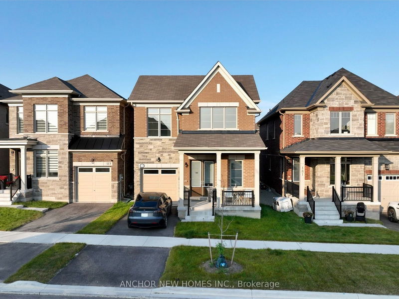 179 Byers Pond Way  Whitchurch-Stouffville, L4A 4X3 | Image 1