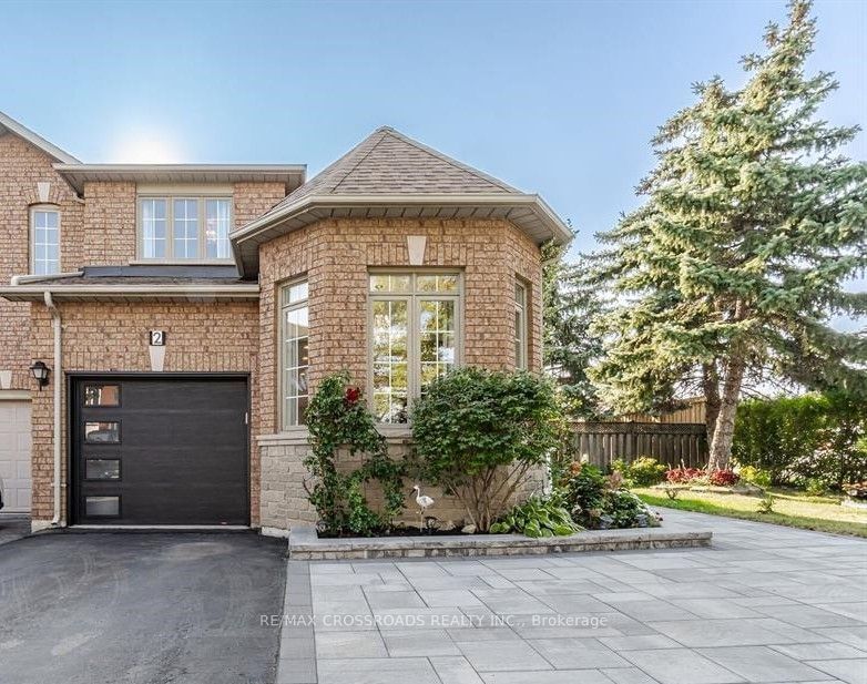 home for lease on 2 Wedgewood Place