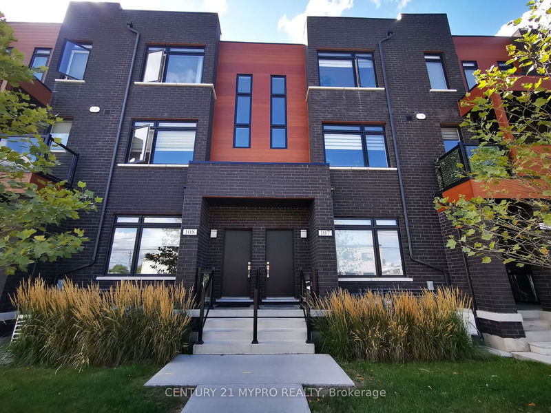 home for lease on 108-370 Red Maple Road