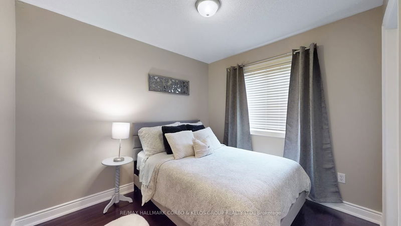 6 Sunridge St  Richmond Hill, L4E 3T5 | Image 27