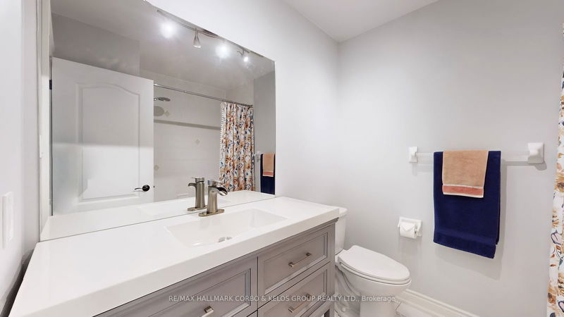 6 Sunridge St  Richmond Hill, L4E 3T5 | Image 29