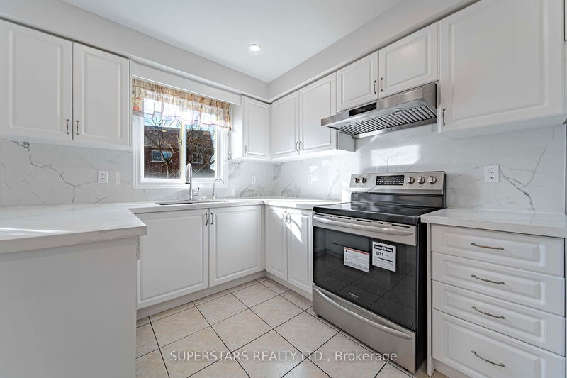 75 Westchester Cres  Markham, L6C 2X9 | Image 6