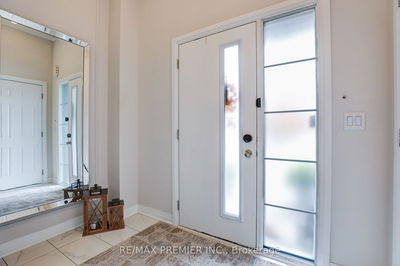75 Landolfi Way, Bradford West Gwillimbury - Bradford image-0-2