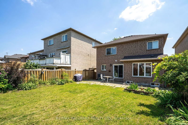 44 Wildberry Cres  Vaughan, L4H 2C6 | Image 14