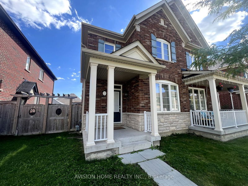 home for lease on 11 Demott Avenue