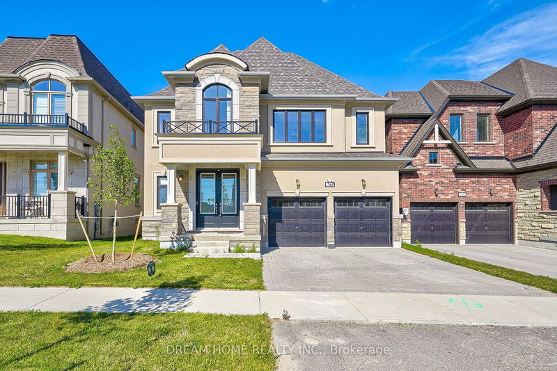 214 Yorkton Blvd  Markham, L6C 1N6 | Image 2