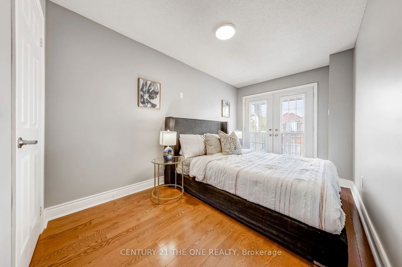 112 Catalpa Cres  Vaughan, L6A 0R5 | Image 10