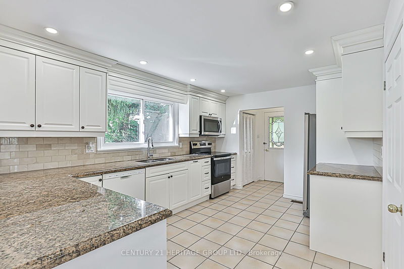 44 Royal Orchard Blvd  Markham, L3T 3C5 | Image 9