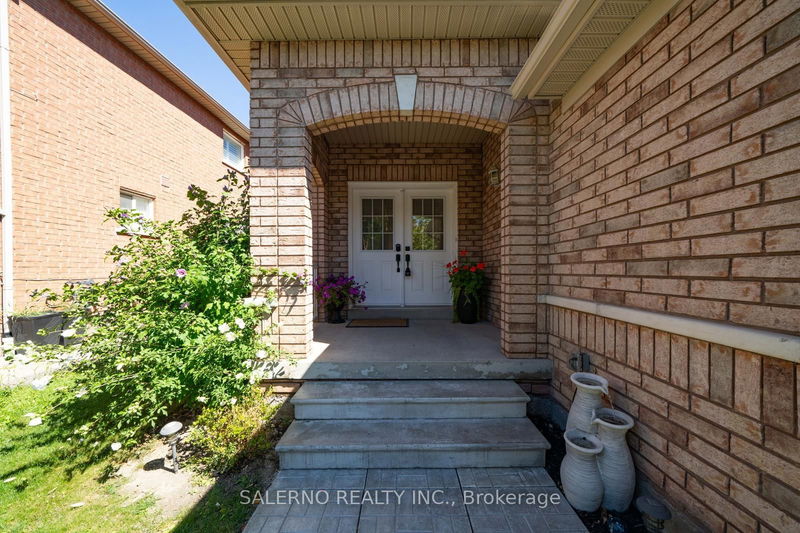 19 Ed Quigg Way  Vaughan, L4H 2S2 | Image 5