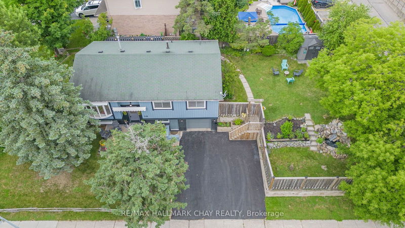 58 Collings Ave  Bradford West Gwillimbury, L3Z 2T1 | Image 29