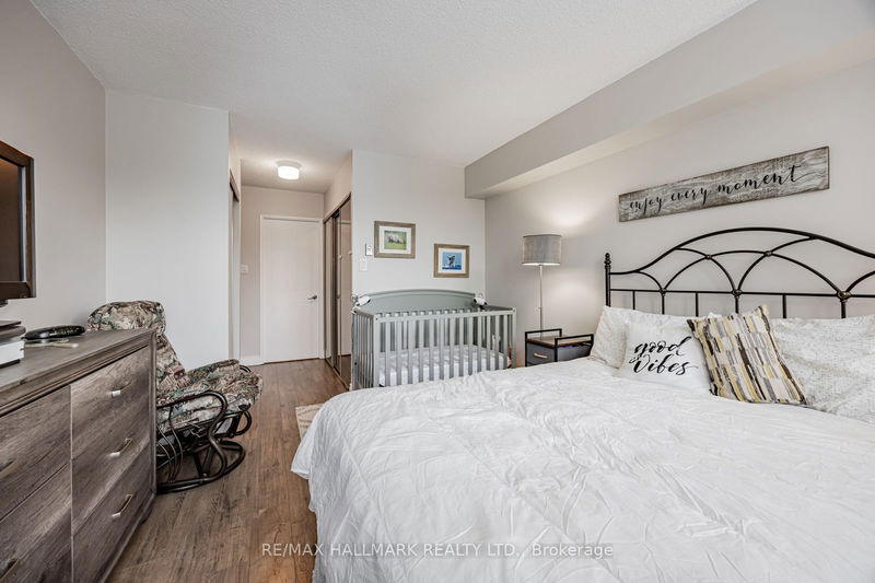  312 - 22 Clarissa Dr  Richmond Hill, L4C 9R6 | Image 23