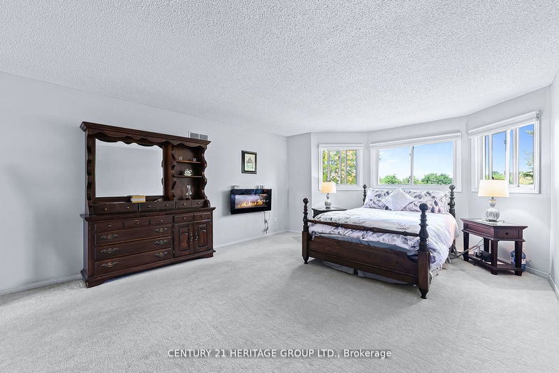 5 Beatty Cres  Aurora, L4G 5V2 | Image 22