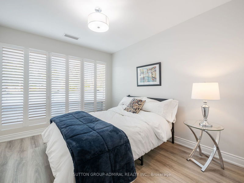  101B - 9090 Yonge St  Richmond Hill, L4C 0Z1 | Image 10