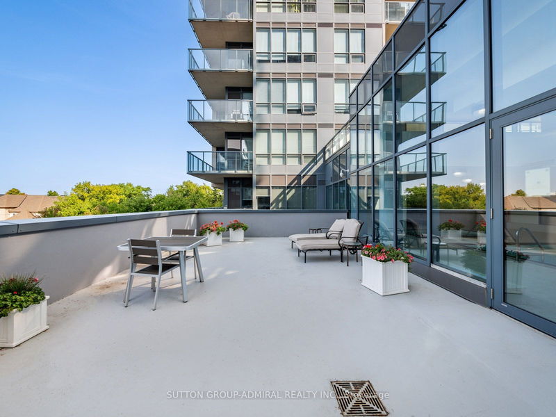  101B - 9090 Yonge St  Richmond Hill, L4C 0Z1 | Image 17