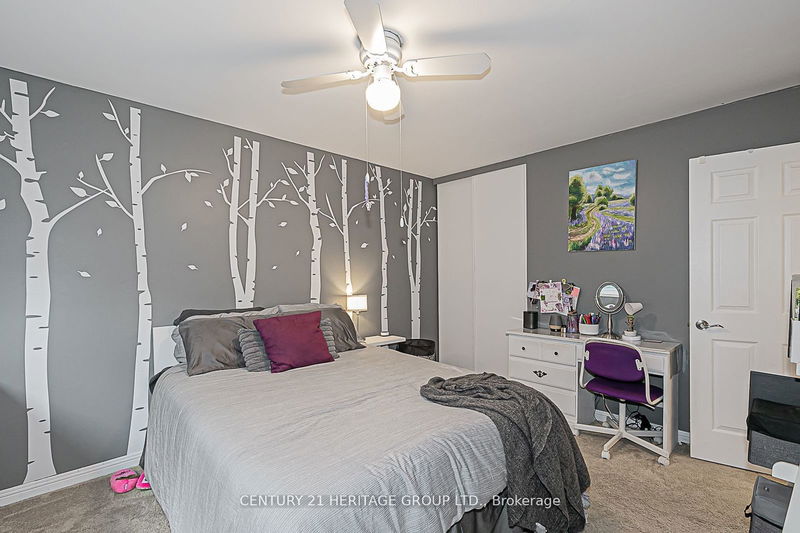 792 Hill Gate  Newmarket, L3Y 6M2 | Image 25