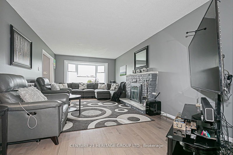 792 Hill Gate  Newmarket, L3Y 6M2 | Image 5