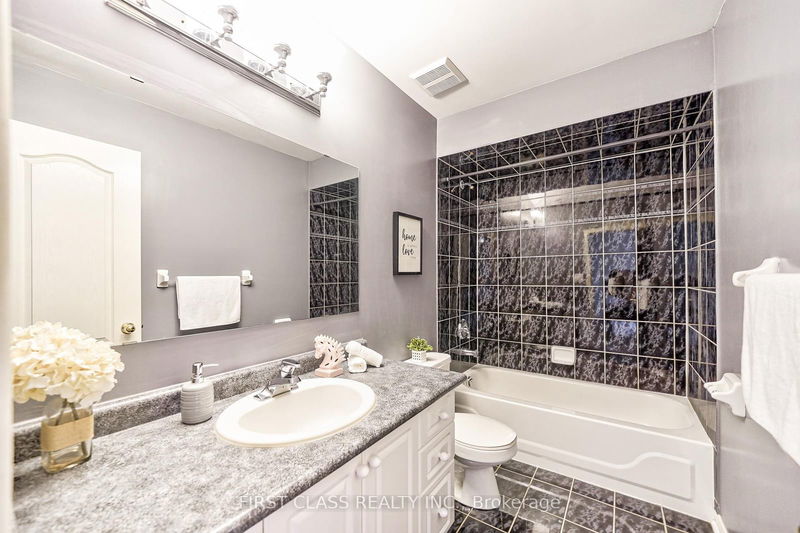 18 Kingsley Rd  Markham, L3R 4X2 | Image 35