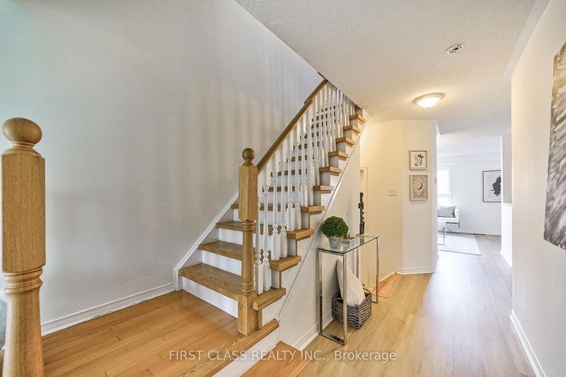 18 Kingsley Rd  Markham, L3R 4X2 | Image 5