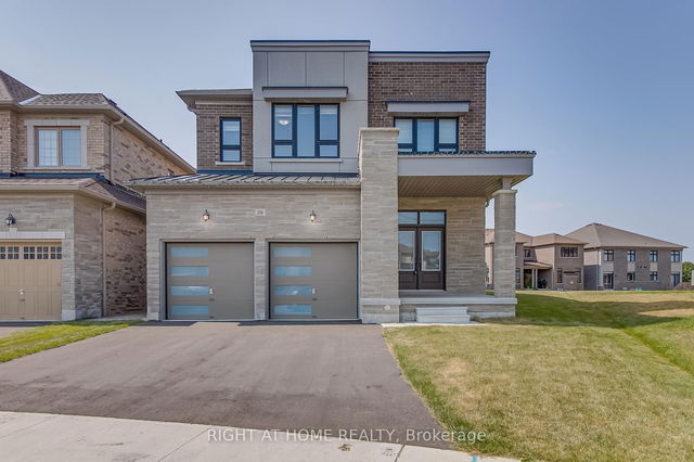 106 Ferragine Crescent