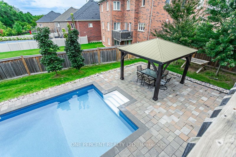 10 Gladys Rolling Ave  East Gwillimbury, L0G 1M0 | Image 39