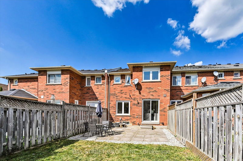 71 Silverdart Cres  Richmond Hill, L4E 3T8 | Image 38