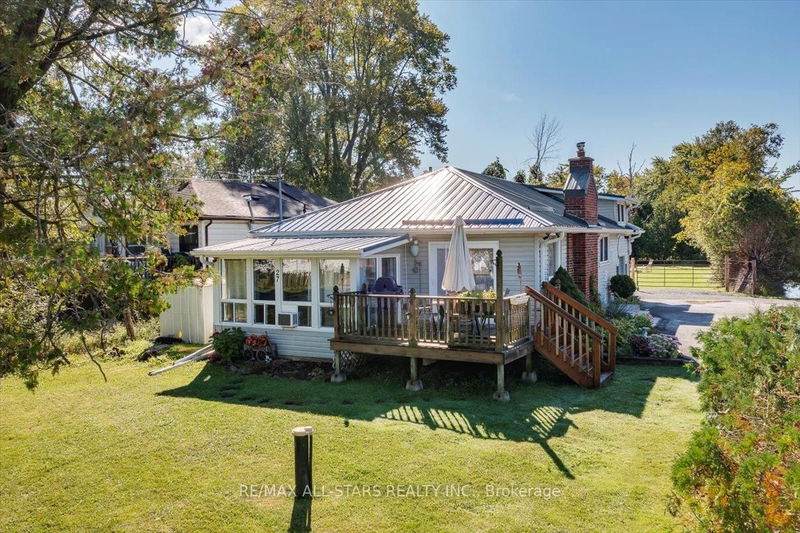 home for sale on 27 Lakeshore Road