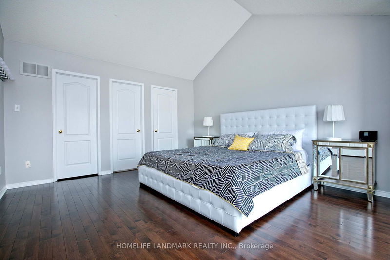 90 Bassett Ave  Richmond Hill, L4B 4G1 | Image 19