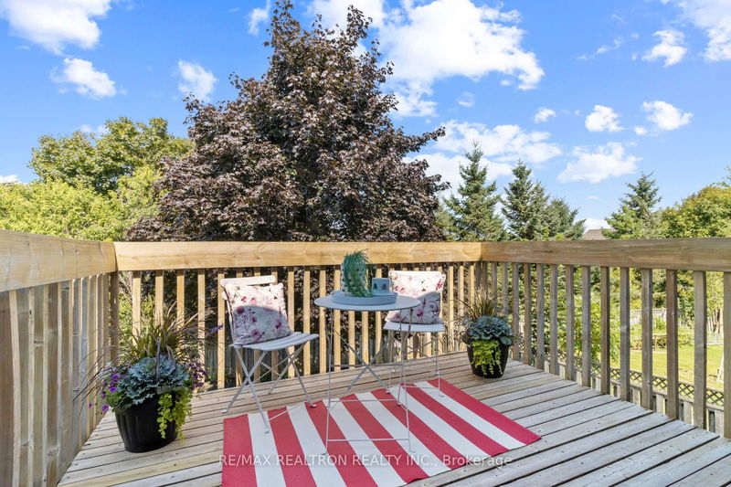 32 Chartwell Cres  Georgina, L4P 3N8 | Image 14