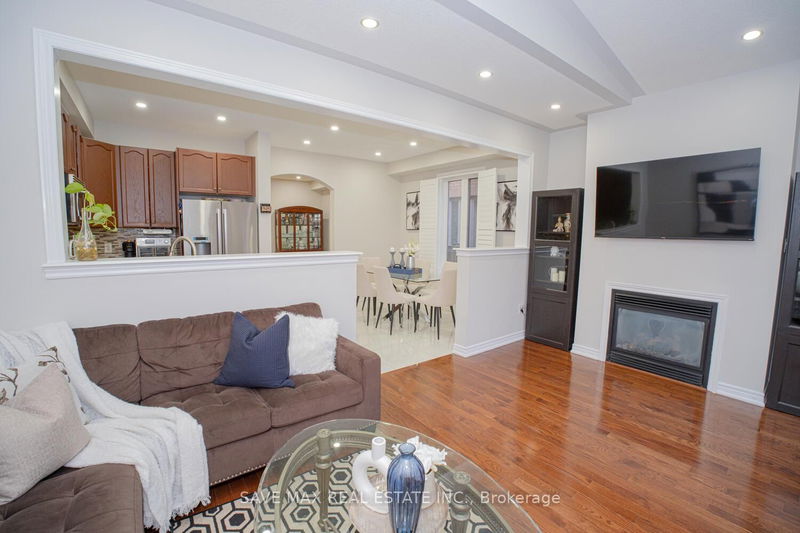 55 Ostrovsky Rd  Vaughan, L4H 0V9 | Image 14