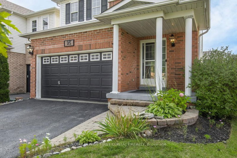 25 Truax Cres  Essa, L0M 1B4 | Image 2