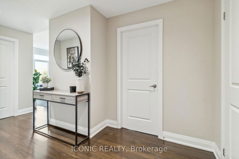  518 - 12 Woodstream Blvd  Vaughan, L4L 8C3 | Image 9